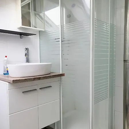 Fmi110 Next To Airport Rüsselsheim