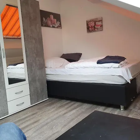 Haus110 Ruesselsheim